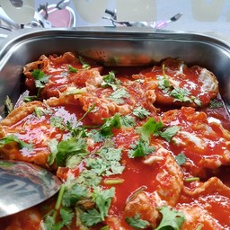 ไข่ดาวราดซอส