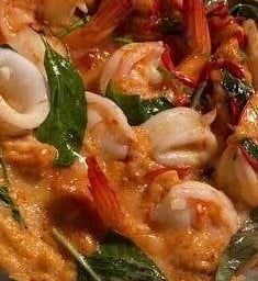 ข้าวห่อหมกไข่ข้นหมึก