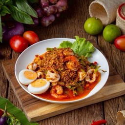 ยำผัวเผลอ (ยำถั่วพลู)