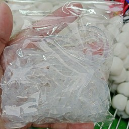 เส้นแก้ว