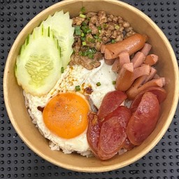 ข้าวไข่กระทะ