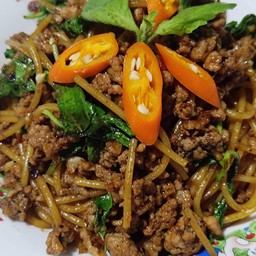 สปาเก็ตตี้กะเพรา