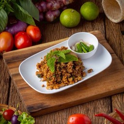 ก้อยคั่วหมู