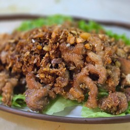 หมูกระเทียมพริกไทย