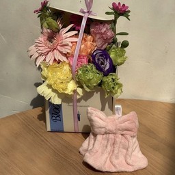 Satin Charm with Bloom flower box