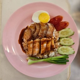 ข้าวหมูกรอบหมูแดง