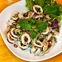 ลาบปลาหมึก