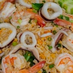 ข้าวผัดทะเล ใหญ่