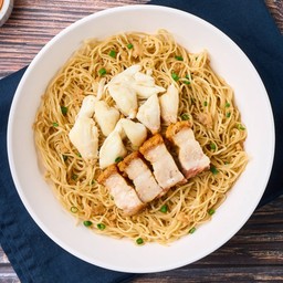 บะหมี่ ปู หมูกรอบ