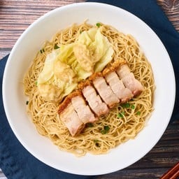 บะหมี่เกี๊ยว หมูกรอบ