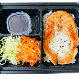 ข้าวสเต็กปลาแซลม่อนโคโฮเทริยากิ (ไขมันน้อย)