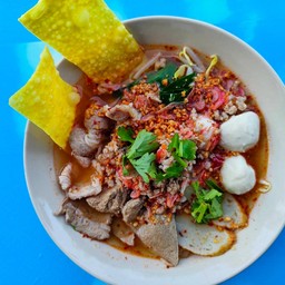 ก๋วยเตี๋ยวหมูต้มยำโบราณ