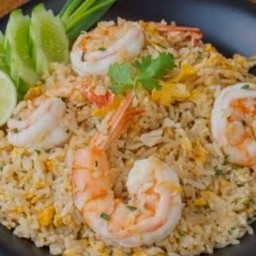 ข้าวผัดกุ้ง กลาง