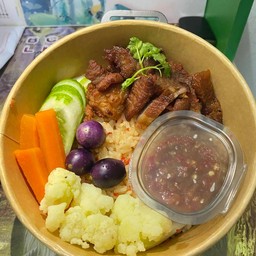 ข้าวหมูทอด บ้านน้องออนิว