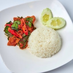 ข้าวผัดพริกแกง
