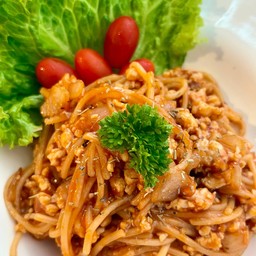 สปาเก็ตตี้ซอสไก่สับ