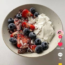 Eat Me (อีทมี-ปังปิ้งวิปครีม) รังสิตครอง1