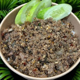 กระเพราบุกป่า