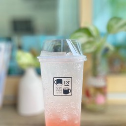 สตรอว์เบอร์รี่โซดา