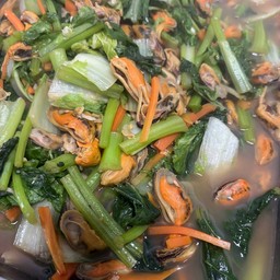 ผัดผักหอยแมลงภู่