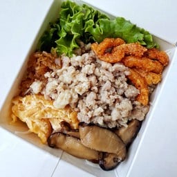 เส้นหมี่หมูสับทรงเครื่อง