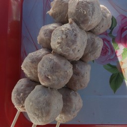 ลูกชิ้นเนื้อ