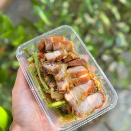 สุกี้หมูกรอบ