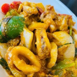 93.1ปลาหมึกผัดไข่เค็ม(ราดข้าวหอมมะลิ)