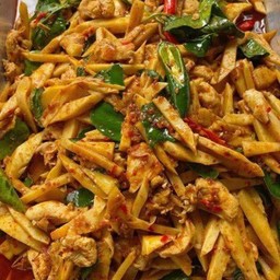 ผัดเผ็ดหน่อไม้