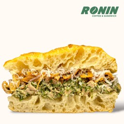 Tuna Nori Wasabi Crispy Onions (5 inches)