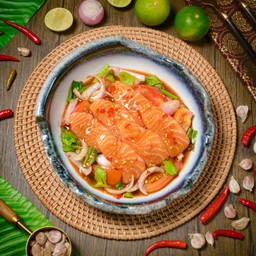 ยำแซลมอน