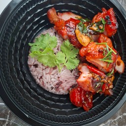 ไก่ย่างซอสกระเพรา