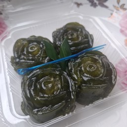 ขนมเทียนแก้วไส้มะพร้าวอ่อน