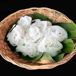 ยำขนมจีน "แซ่บ รสเด็ด" 🌶 ~ สาขาสาทร