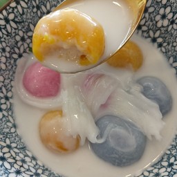 บัวลอยญวณไส้หวาน