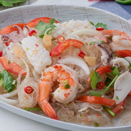ยำวุ้นเส้นทะเล