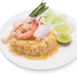 ข้าวผัดทะเล