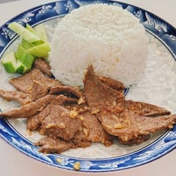 ตับทอดกระเทียมราดข้าว