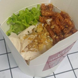 ครัวบ้านกาญ หมี่ไก่ฉีก, กุ้งแช่น้ำปลา