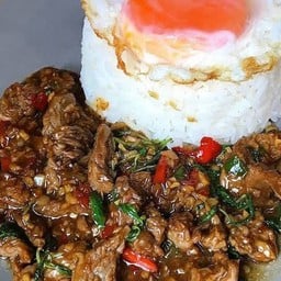 ข้าวกระเพราหมู+ไข่เป็ด