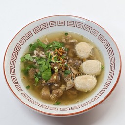 ก๋วยเตี๋ยวสามหมู