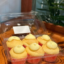 เค้กครีมคัสตาร์ด