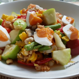 ตำผลไม้รวมไข่เค็ม