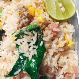 ข้าวผัดแหนม