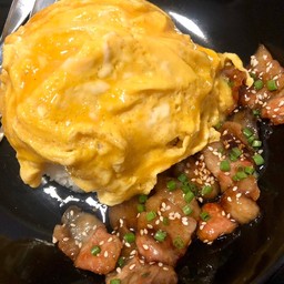 ข้าวไข่ข้นสามชั้นเทอริยากิ
