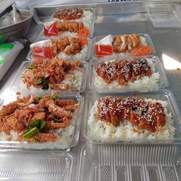 หมวยแซ่บเดลิเวอรี่ ลาดหลุมแก้ว