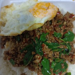 กระเพราหมูสับ