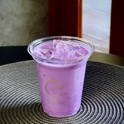 มันม่วงนมสด