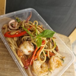 สปาเก็ตตี้ขี้เมาทะเล