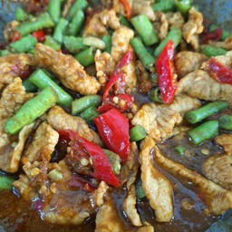หมูผัดพริกเเกงใต้ (เป็นกับ)